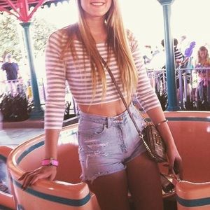 Bebe cropped 3/4 top